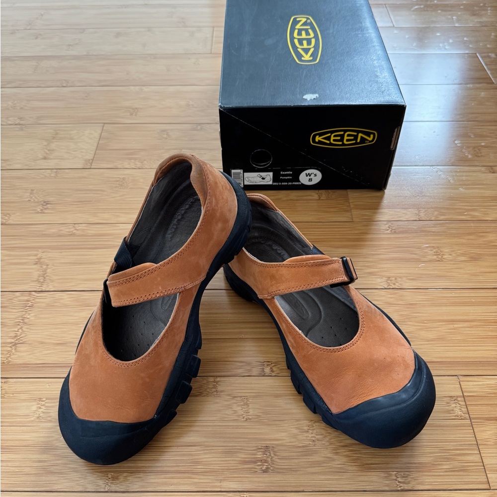 Keen Seattle in Pumpkin Leather size 8